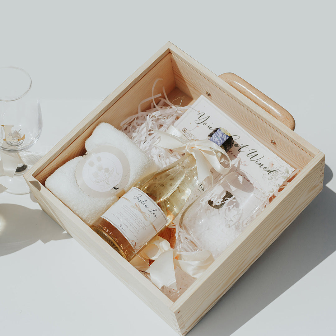 Mini White Moscato Gift Set